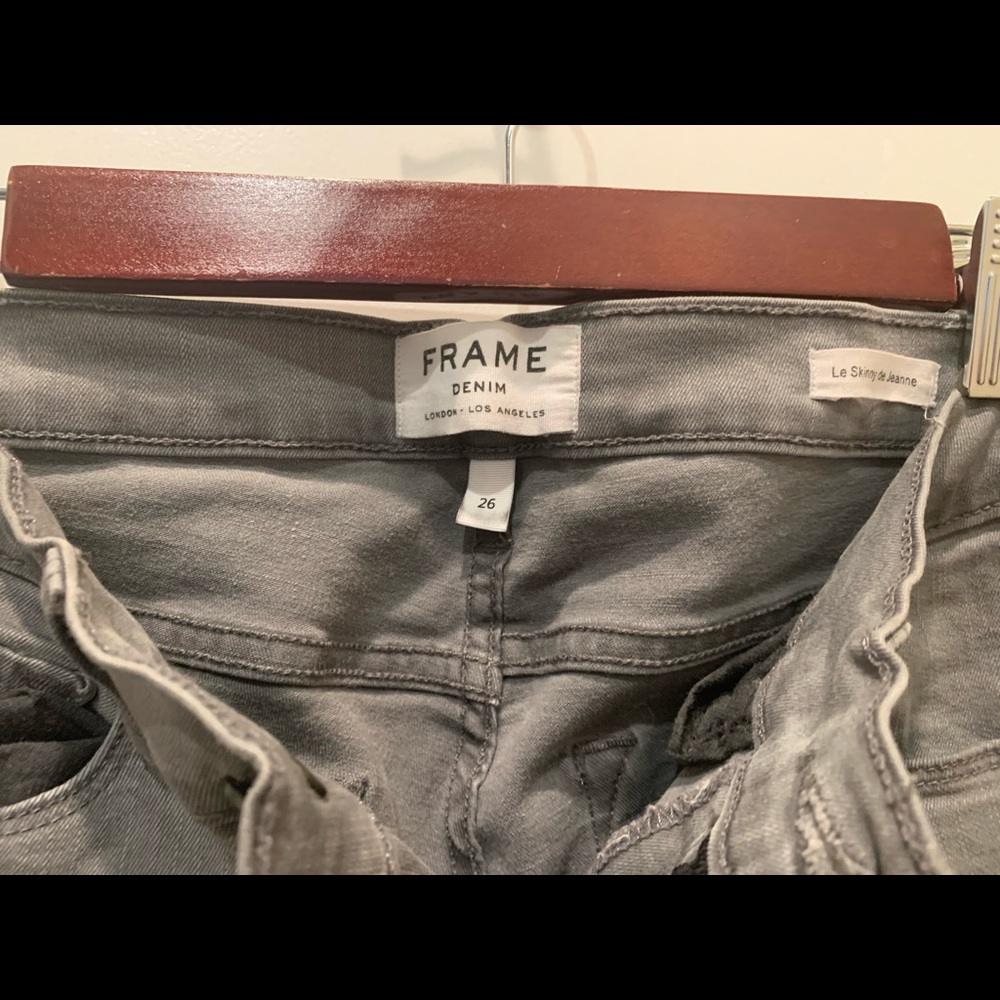 Frame Denim Skinny Jeanne (size 26)